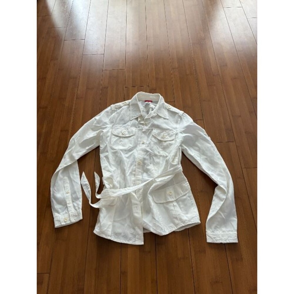 The North Face Safari White Tie Shirt Utility Small